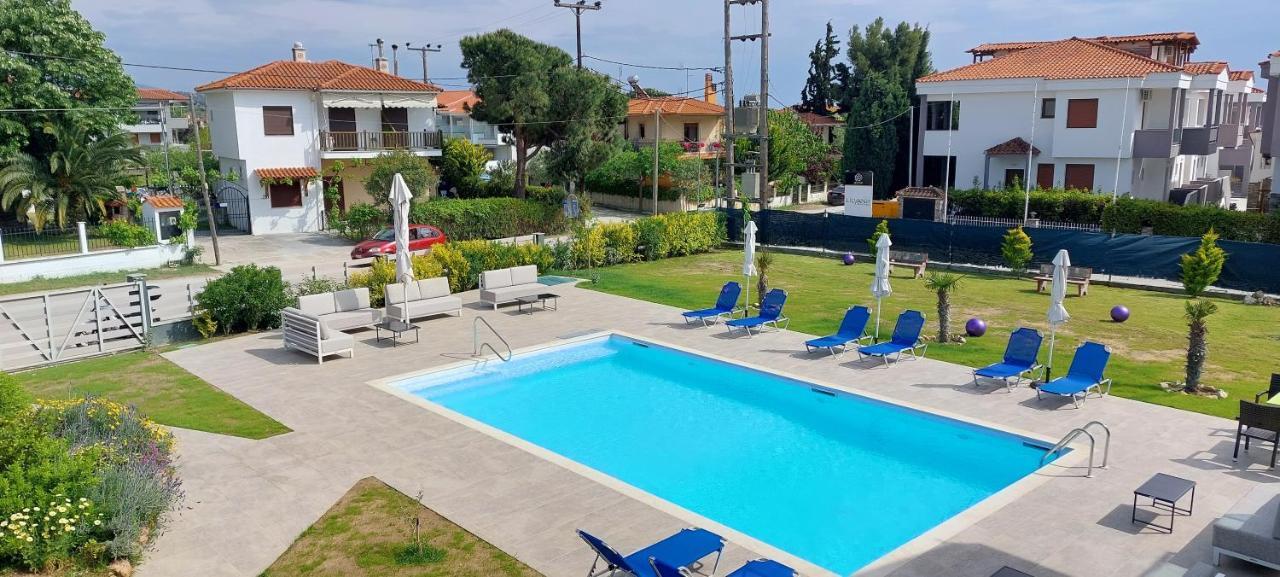 Paramithi Luxury Apartments Nikíti Kültér fotó