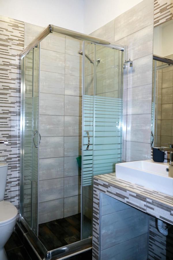 Paramithi Luxury Apartments Nikíti Kültér fotó