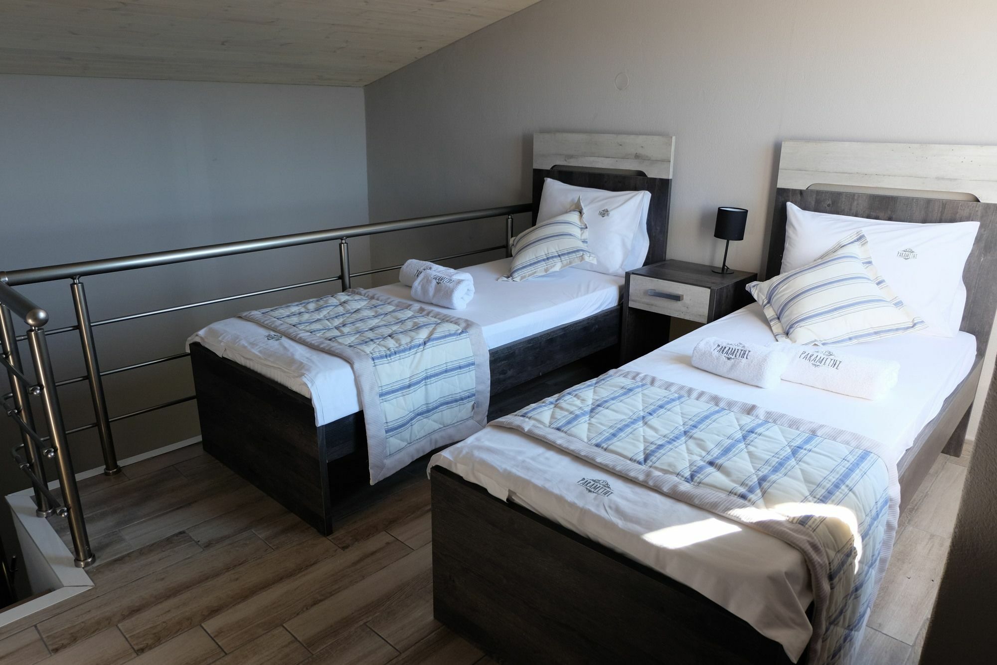 Paramithi Luxury Apartments Nikíti Kültér fotó