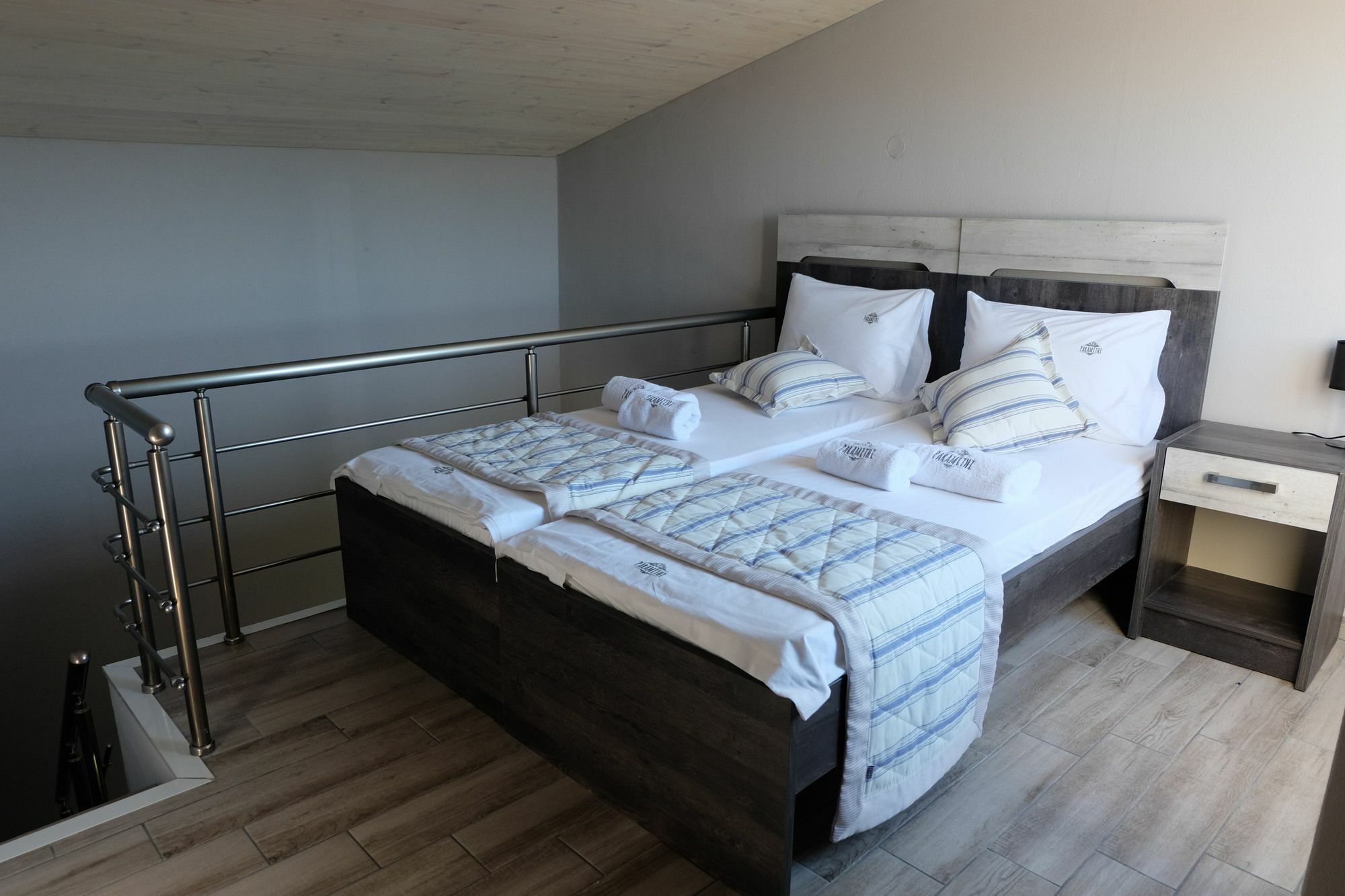 Paramithi Luxury Apartments Nikíti Kültér fotó